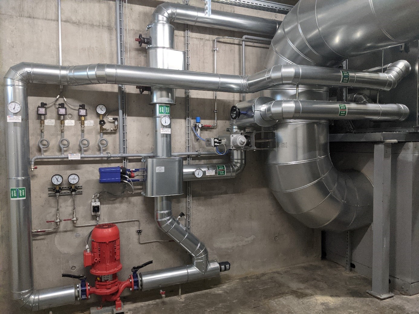 Kremationsofen Schweiz, Elair Elektro-Kremationsofen, einfache Steuerung der Einäscherung und Fernwartung. Geräuscharmer Ofen. Zukunft Kremationstechnik